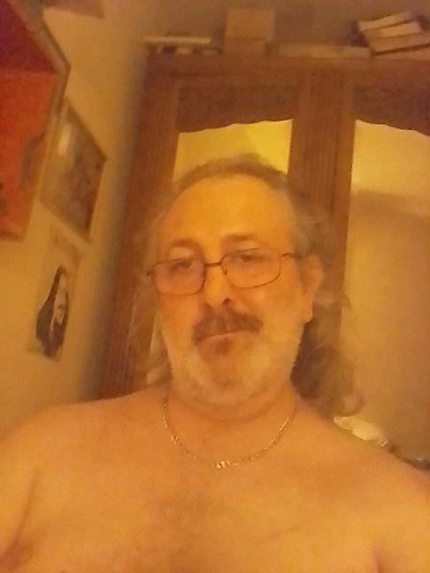 Lucas - Annonce gay à Tubize Profil de Lucas, 27 ans, Annonce gay à Tubize (Brabant wallon)