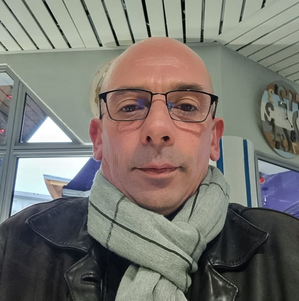 Profil de Carlito, 40 ans, Annonce gay à Braine-le-Château (Brabant wallon)