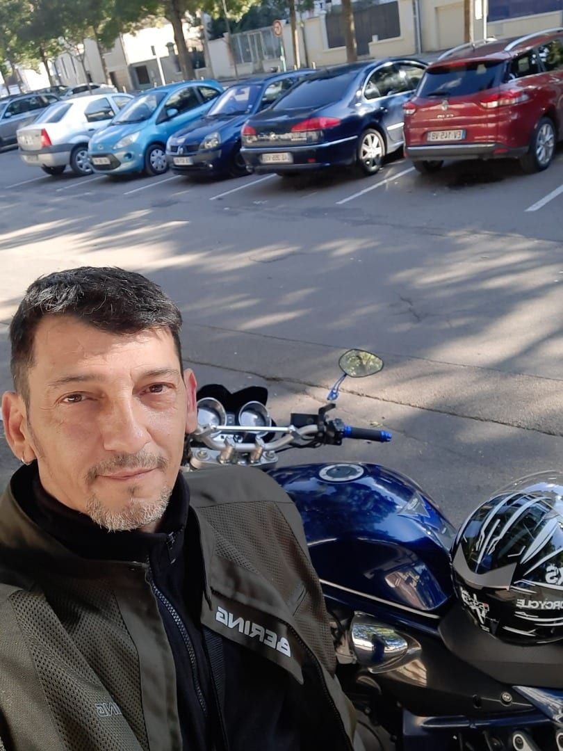 Adhémar - Annonce gay à Incourt Profil de Adhémar, 33 ans, Annonce gay à Incourt (Brabant wallon)