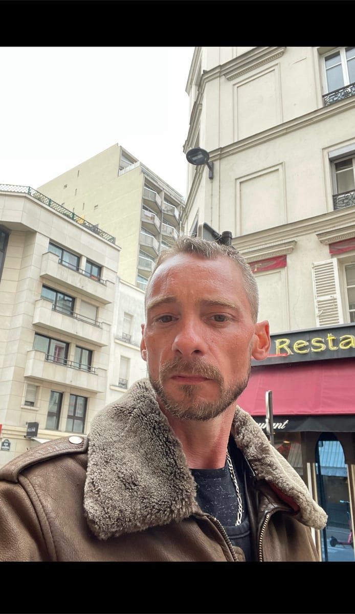 Profil de Jahed, 35 ans, Annonce gay à Genappe (Brabant wallon)