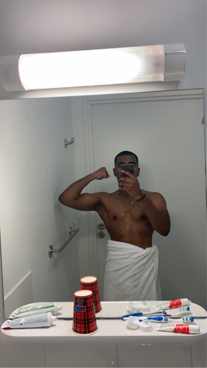 Profil de Jouan, 25 ans, Annonce gay à Jodoigne (Brabant wallon)