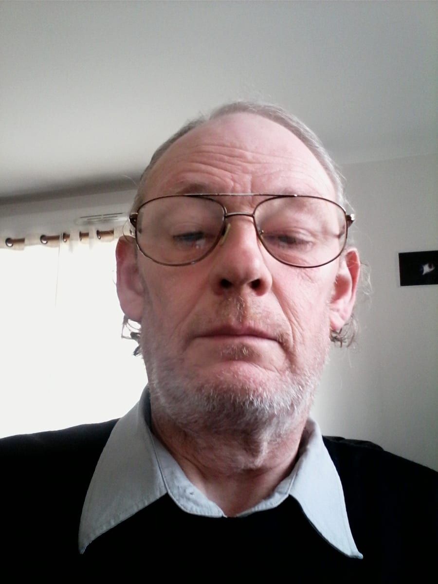 Profil de Hocine, 27 ans, Annonce gay à Walhain (Brabant wallon)