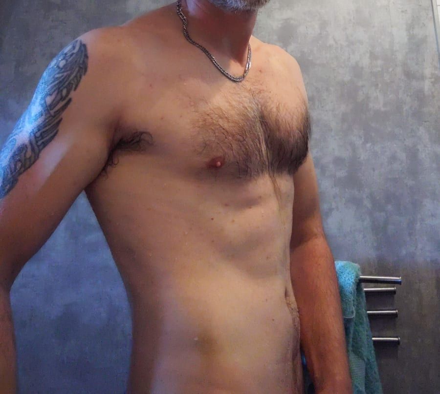 Telio - Annonce gay à Chaumont-Gistoux Profil de Telio, 40 ans, Annonce gay à Chaumont-Gistoux (Brabant wallon)
