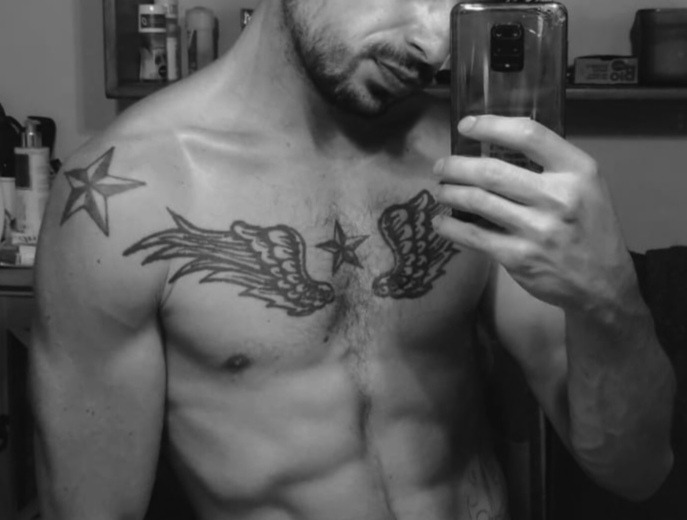 Profil de Youness, 29 ans, Annonce gay à Grez-Doiceau (Brabant wallon)