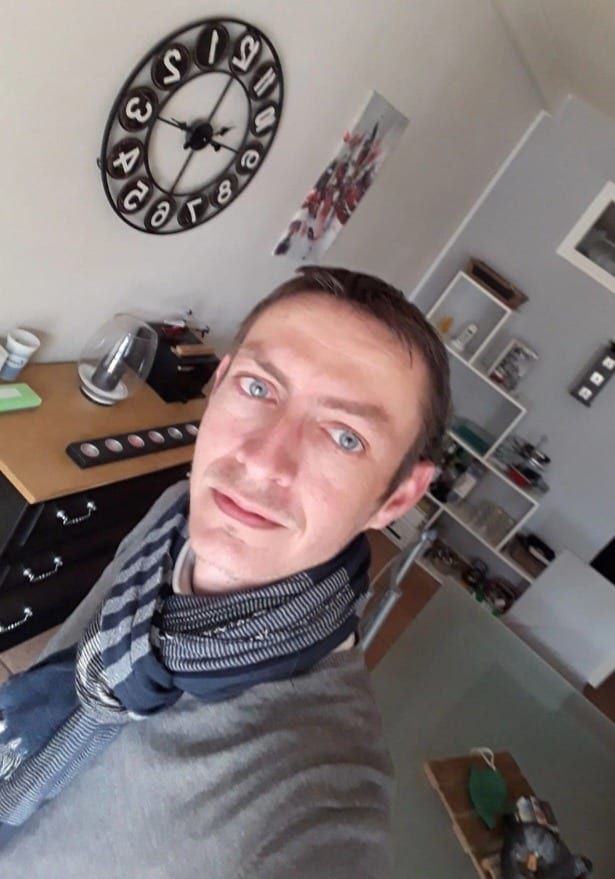 Profil de Kevine, 22 ans, Annonce gay à Walhain (Brabant wallon)